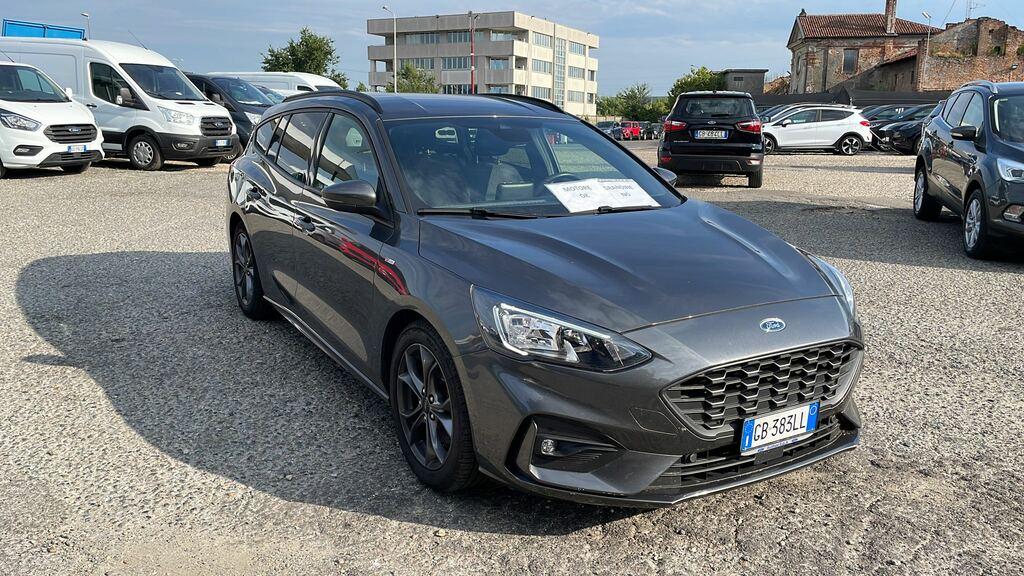 FORD Focus Station Wagon 1.5 EcoBlue ST-Line foto n. 1