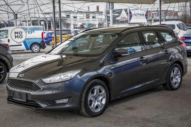FORD Focus Station Wagon 1.6 Plus foto n. 1
