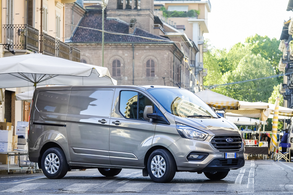 ford-tourneo