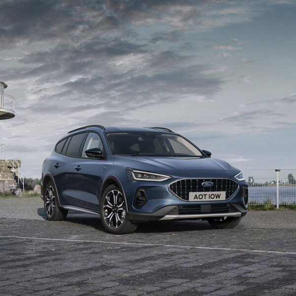 ford-focus-active-sea