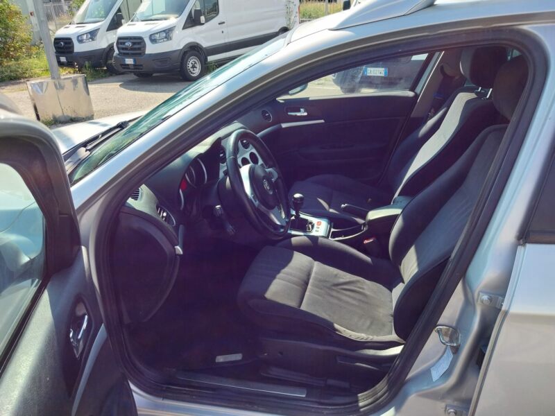 159 SW 1.9 jtdm 16v Distinctive 150cv