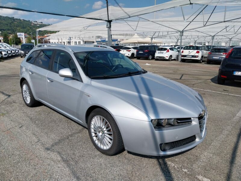 159 SW 1.9 jtdm 16v Distinctive 150cv