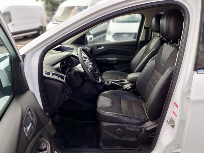 Kuga 2.0 tdci Plus 4wd 140cv powershift