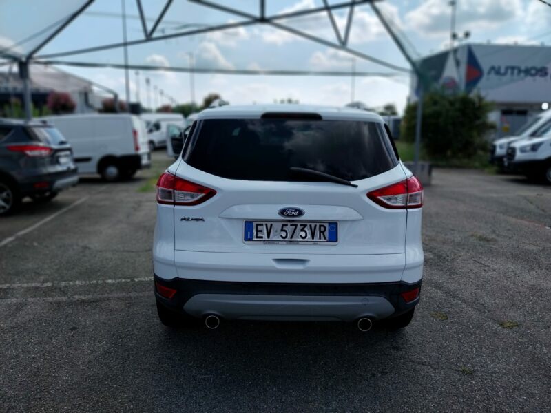 Kuga 2.0 tdci Plus 4wd 140cv powershift