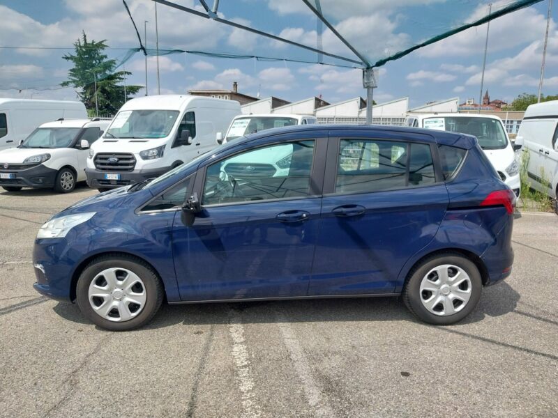 B-Max 1.5 tdci Business Titanium 75cv