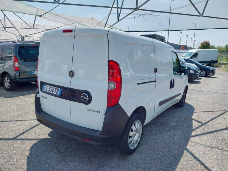 Combo van 1.6 cdti 105cv L2H1
