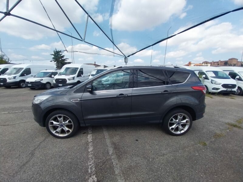 Kuga 2.0 tdci Titanium 4wd 150cv powershift