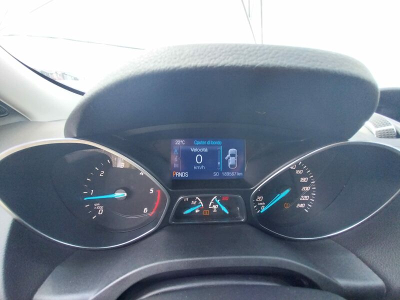 Kuga 2.0 tdci Titanium 4wd 150cv powershift