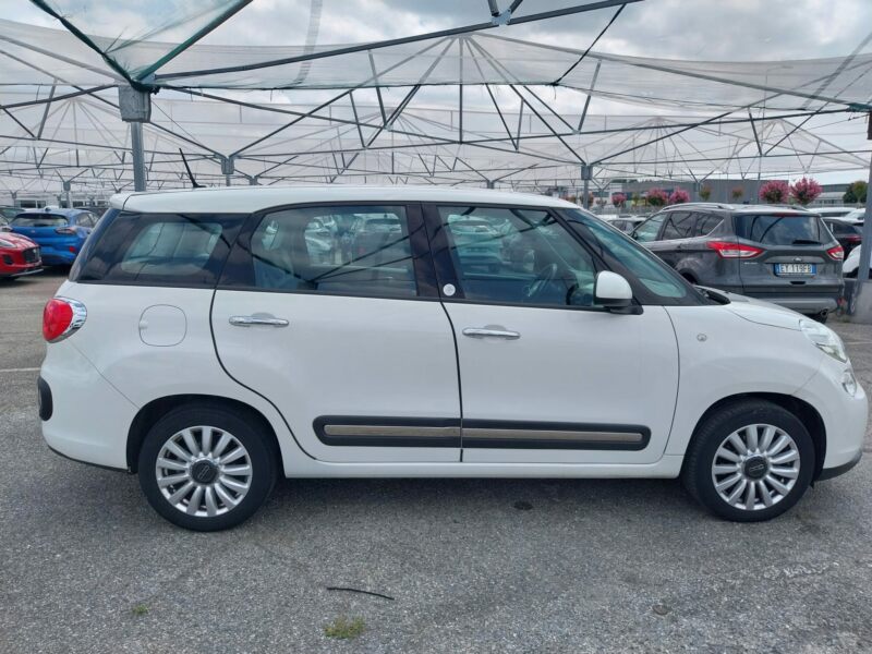 500L Living 1.6 mjt Business 105cv