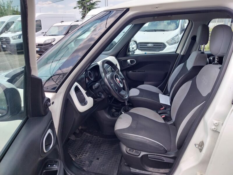 500L Living 1.6 mjt Business 105cv