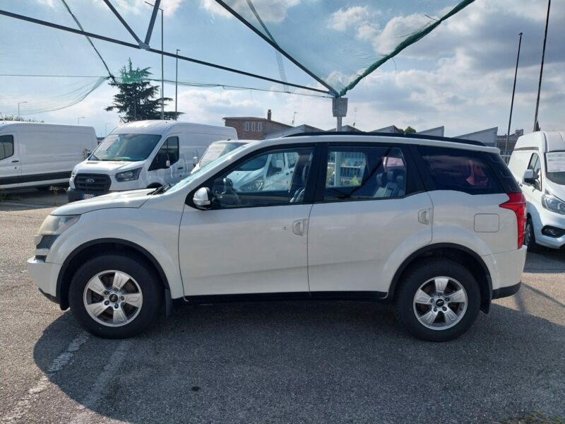 XUV500 2.2 16v W8 awd 7 posti