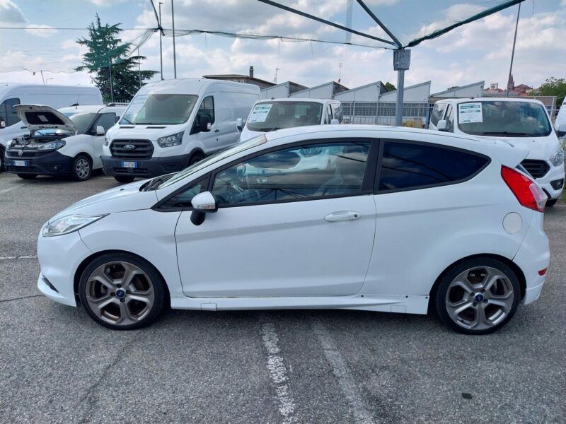 Fiesta 1.6 ST 182cv E6