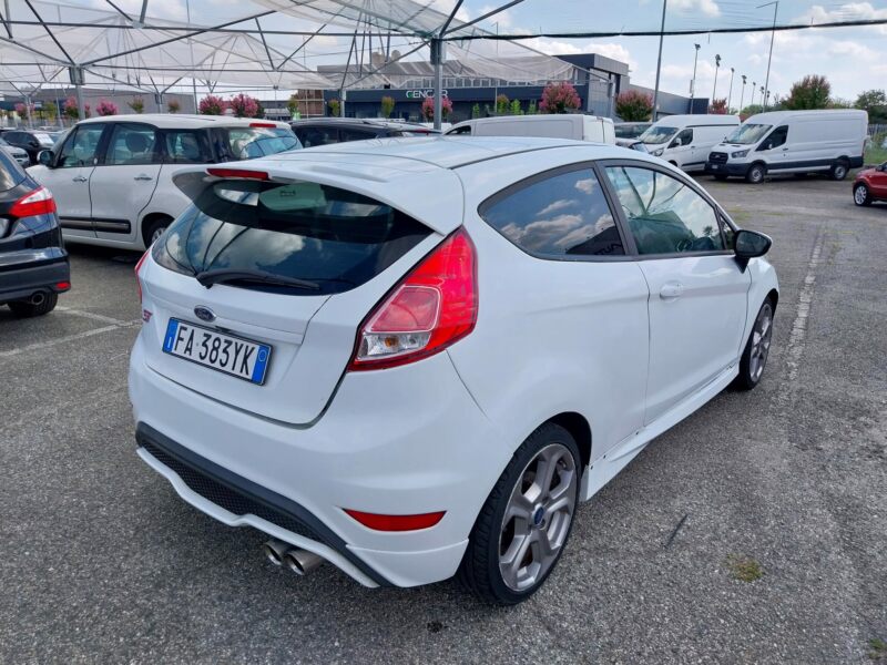 Fiesta 1.6 ST 182cv E6