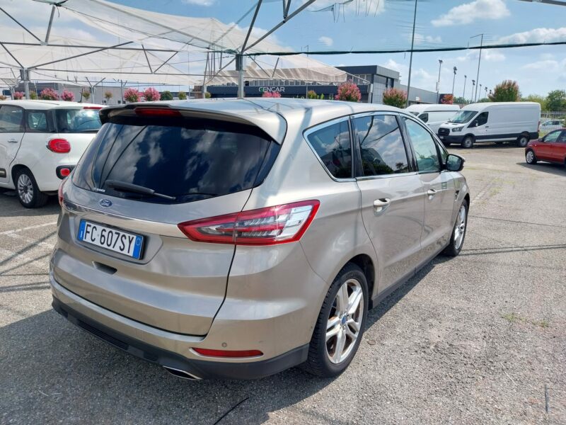 S-Max 2.0 tdci Titanium Business 150cv