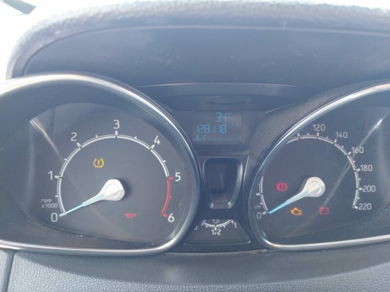 EcoSport 1.5 tdci Plus 95cv E6 - immagine 9