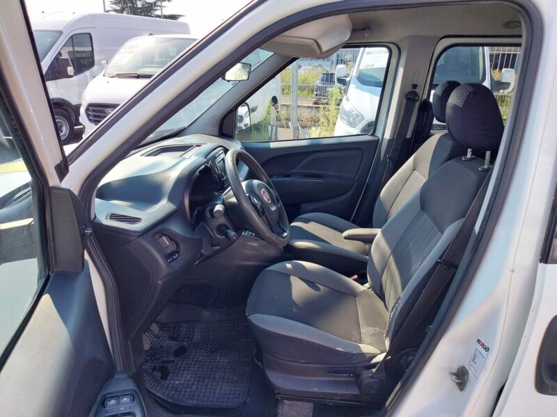 Doblo cargo combi N1 1.6 mjt 16v 105cv E5+ F.L. - immagine 4