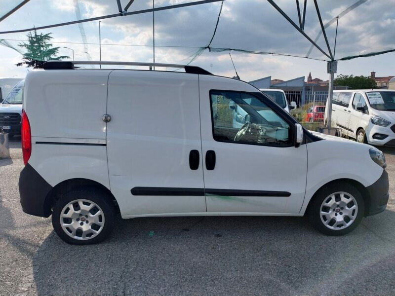 Doblo cargo 1.6 mjt 16v SX 120cv E6